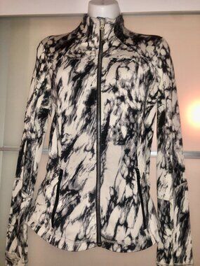 Lululemon Define Jacket Beige and Black Camo Excellent Condition